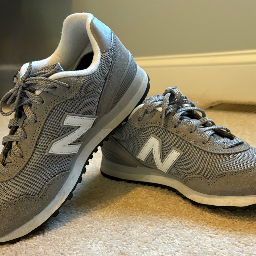 New Balance 515 Women’s Sneakers in Gray and White size 7.5